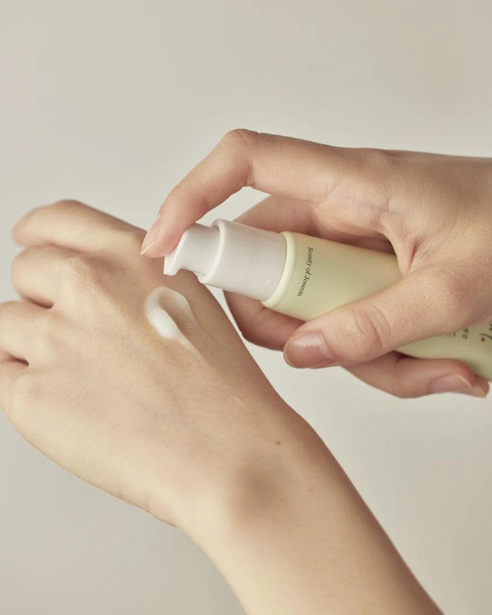 Beauty Of Joseon Light On Serum : Centella + Vita C 30ml/1 fl.oz. 조선미녀 병풀비타세럼 30ml/1 fl.oz. - Image 3
