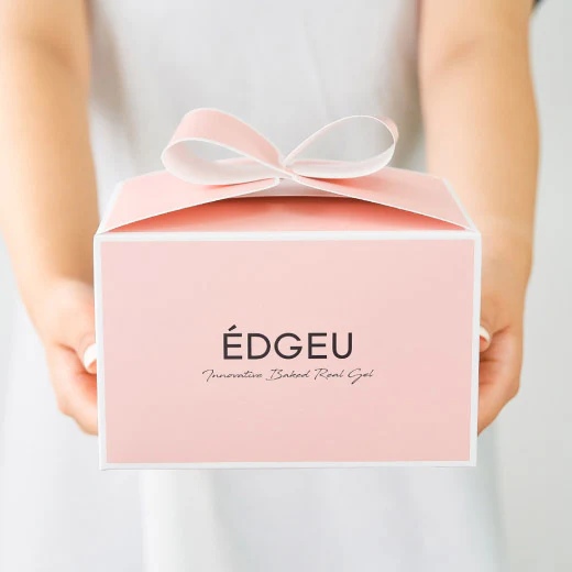 EDGEU SPECIAL GIFT SET Press on Sticker Strips 2 kind with Curing Lamp, Gel Off Serum, gift box (엣지유 스페셜 기프트 세트 2종류 풀컬러 샵젤, 베이크드 젤티이 램프, 젤 오프 세럼, 기프트 박스) - Image 2