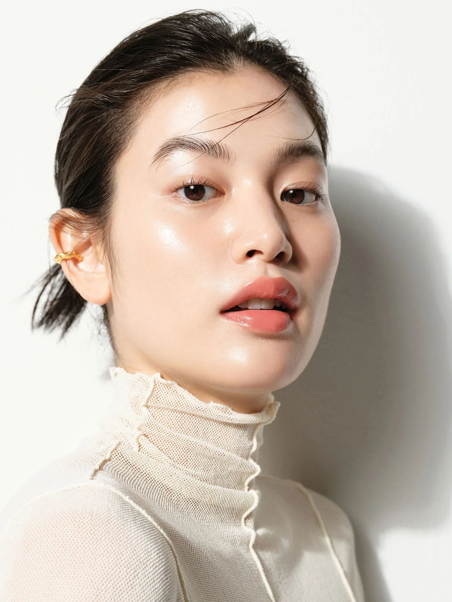 ***CLEARANCE hince True Dimension Radiance Balm 10g 0.35oz. 힌스 트루 디멘션 래디언스 밤 10g 0.35oz. - Image 3