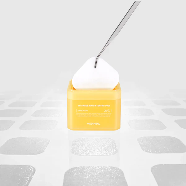 MEDIHEAL VITAMIDE BRIGHTENING PAD 100 PADS 메디힐 비타마이드 잡티 패드 100패드 - Image 3