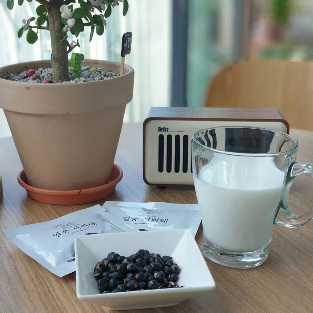 Neul Bom Foods Roasted Black Soybean Snack 200g 늘봄식품 열풍 볶음 서리태 200g 탈모예방 다이어트 - Image 4