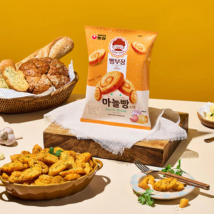 [PACK OF 3] NONGSHIM GARLIC BREAD BAKERY SNACK 55g 농심 빵부장 마늘빵 스낵 55g - Image 3