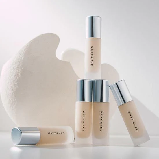 WAKEMAKE Water Velvet Cover Foundation SPF 30 PA+++ 30mL 1.01 fl. oz. 웨이크메이크 워터 벨벳 커버 파운데이션 SPF 30 PA+++ 30mL 1.01 fl. oz. - Image 3